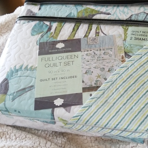 Seaside Collection Other - 🧜‍♀️New Full/Queen quilt set with fish theme🧜‍♀️